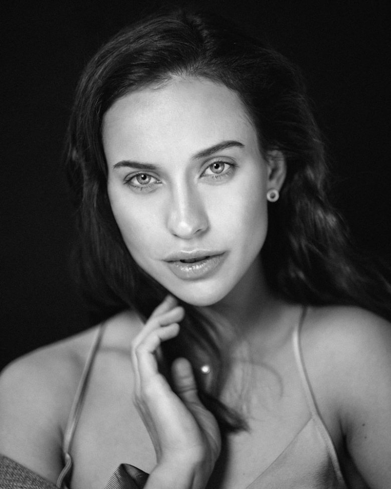Алёна Савастова