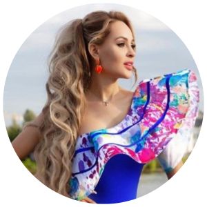 Анна Калашникова