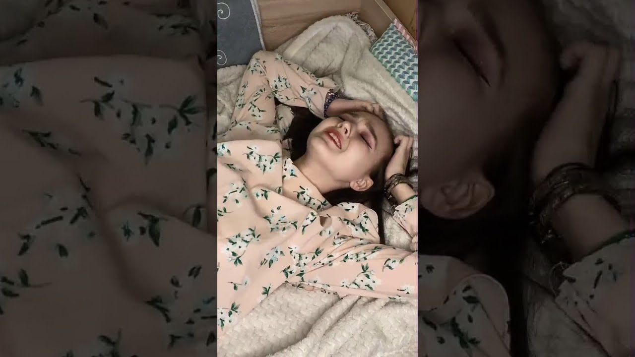 Лиза Анохина