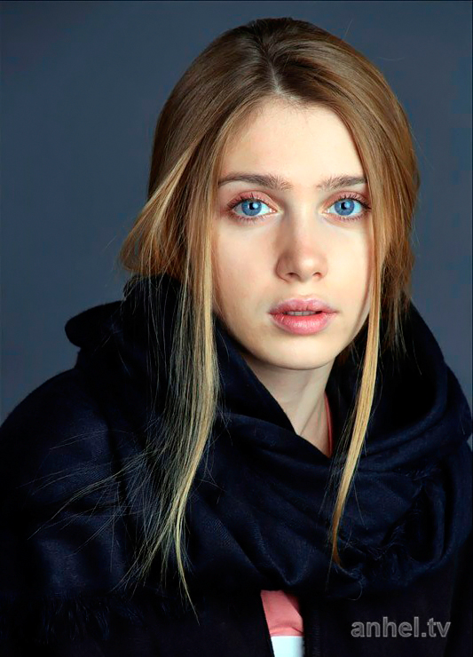 Анна Андрусенко