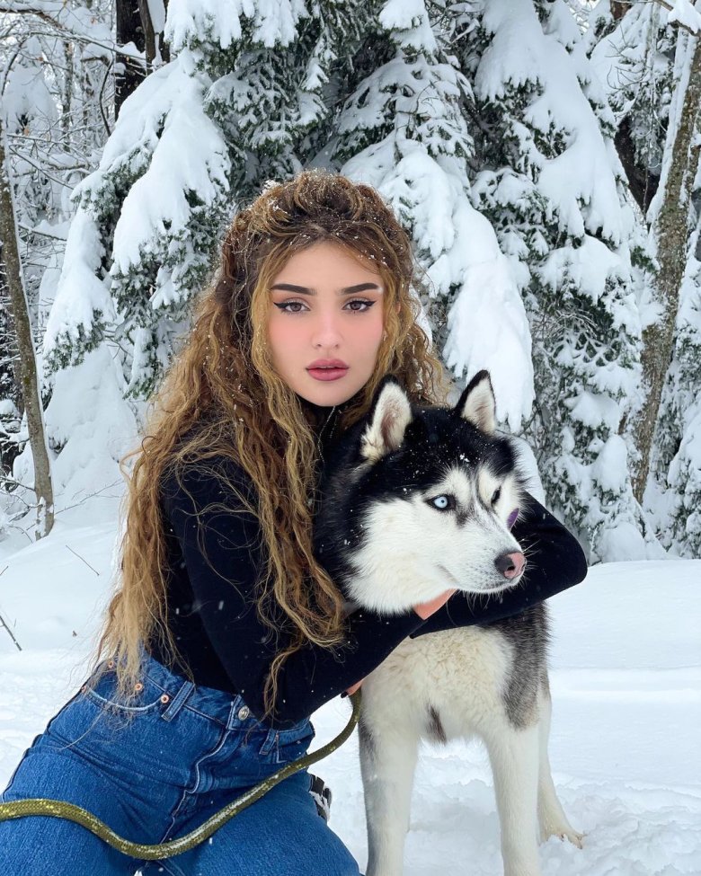 Дина Саева