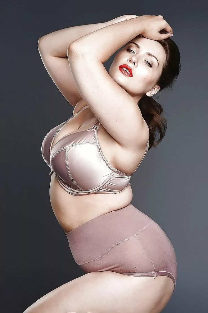 Светлана Каширова фотография в бежевом белье