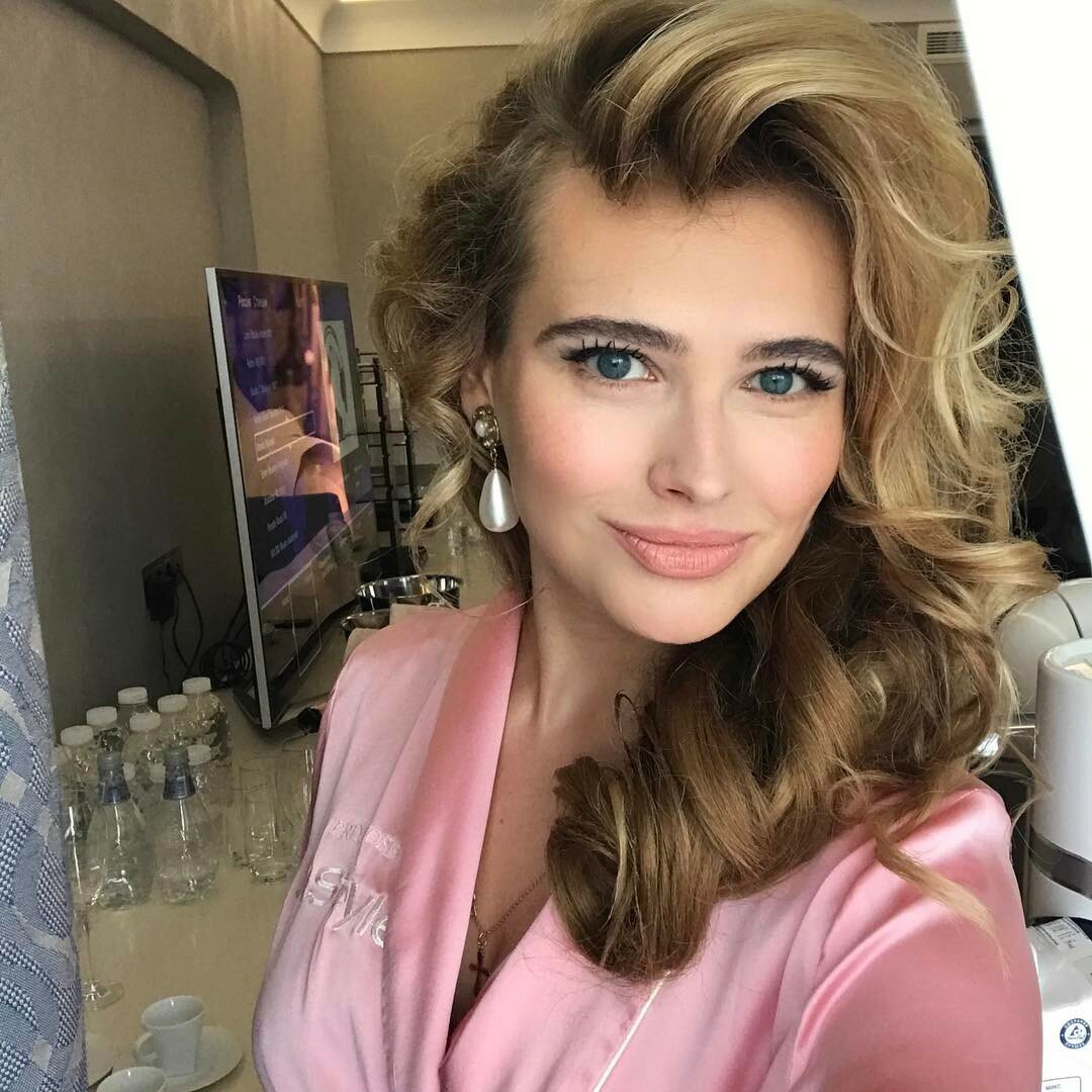 Анна Горшкова