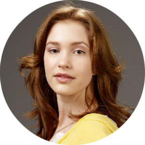 Алексия Фаст