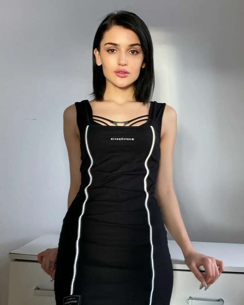 Дина Саева