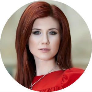 Анна Чапман