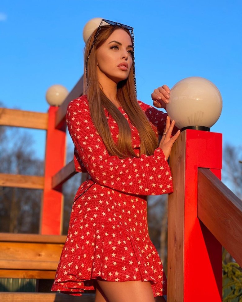 Юлия Ефременкова