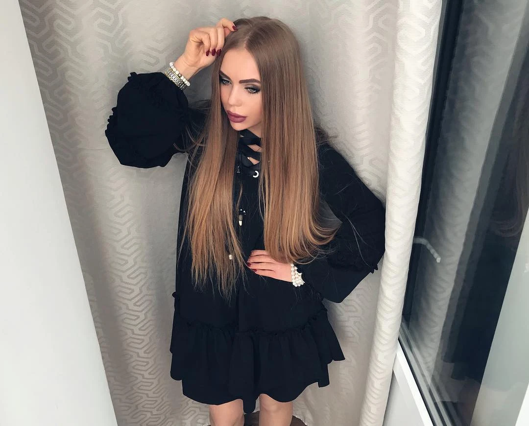 Карина Кросс