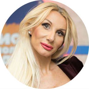 Лариса Сладкова