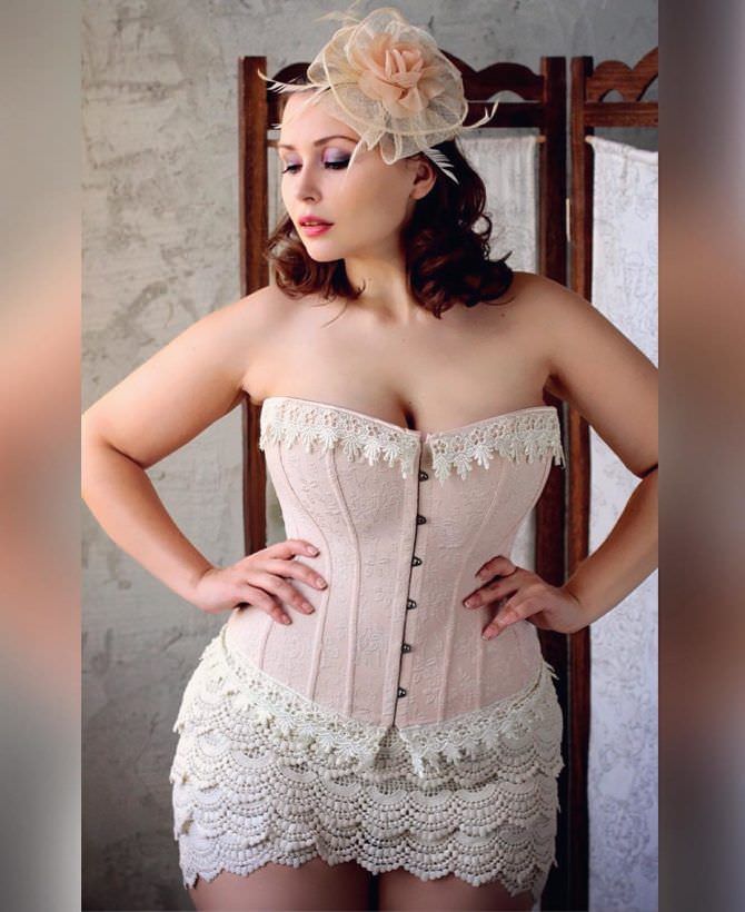 Светлана Каширова фото в корсете в инстаграм