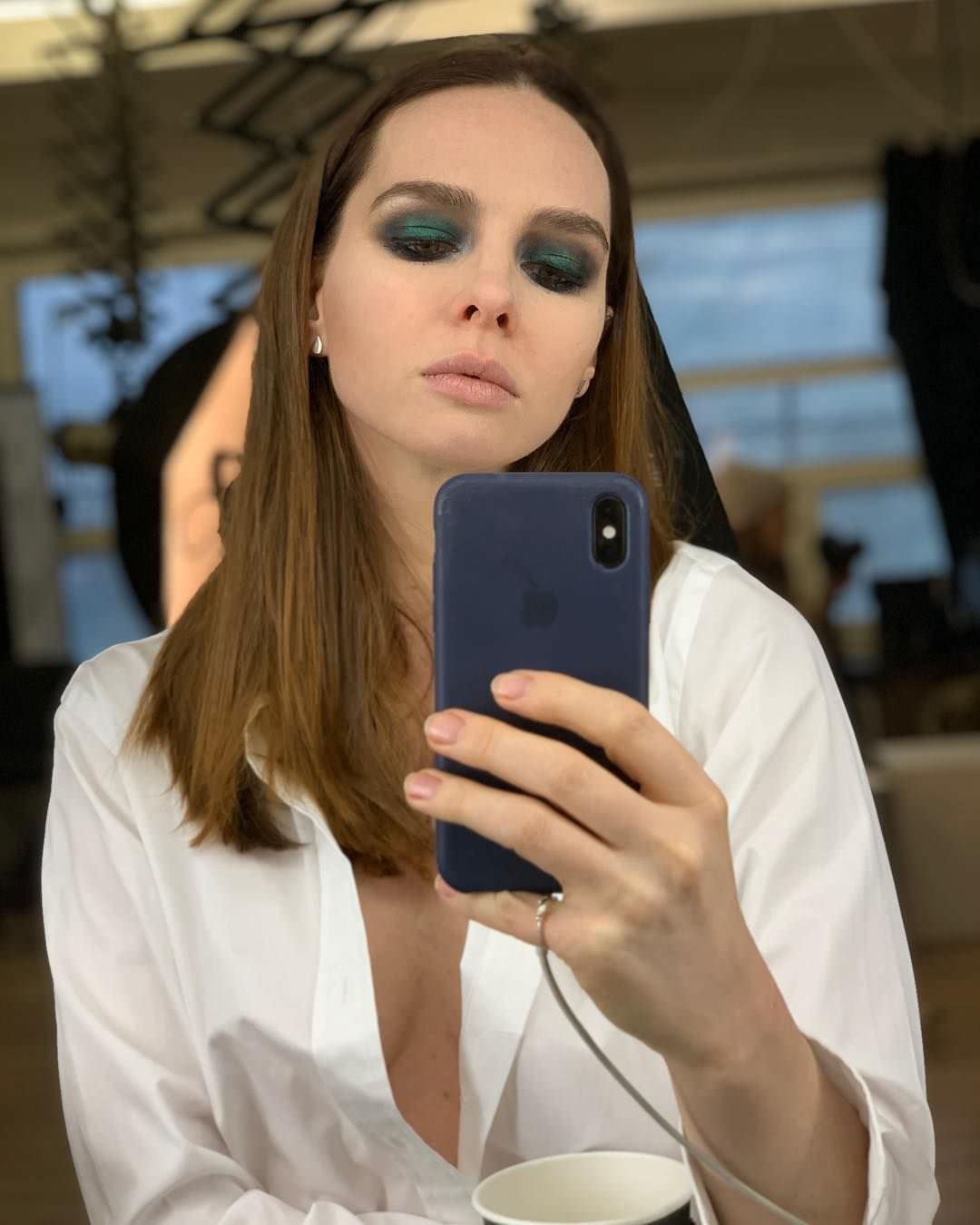 Елена Николаева фото в рубашке