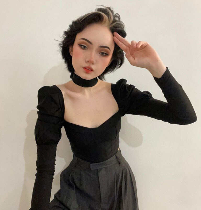 Карина Карамбеби