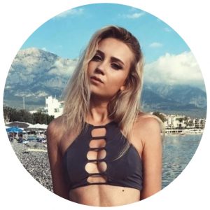 Юля Годунова