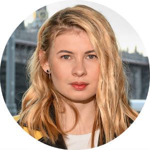 Анна Цуканова-Котт